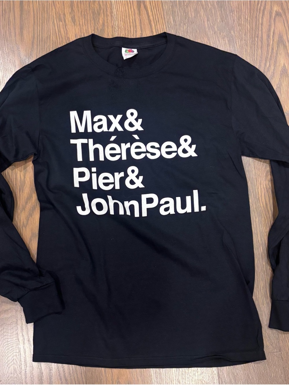 Fruit of the Loom Small Black Long-Sleeve Tee with White Typography